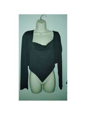 Remidoo long sleeved Crop Top Black XXL New With Tags